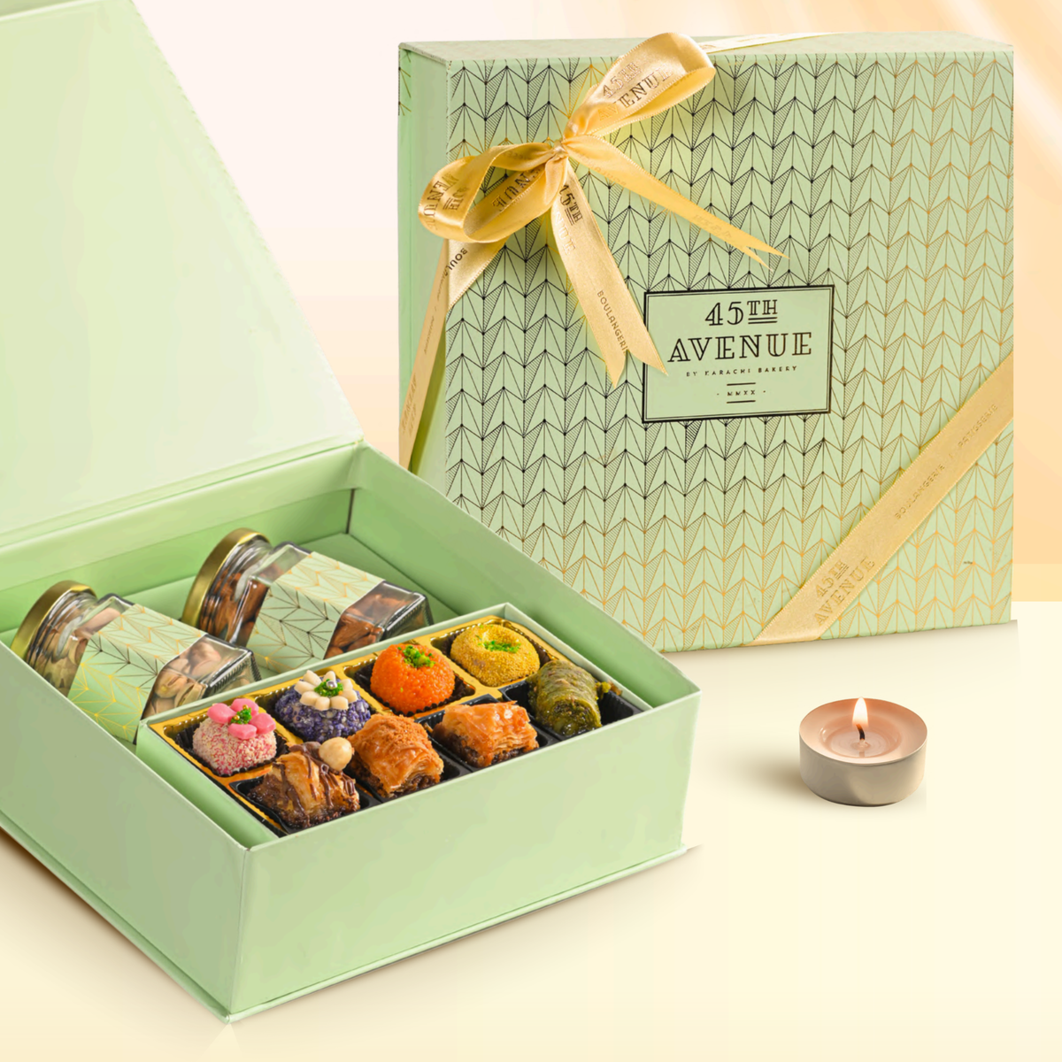 Assorted Dryfruit & Sweet box
